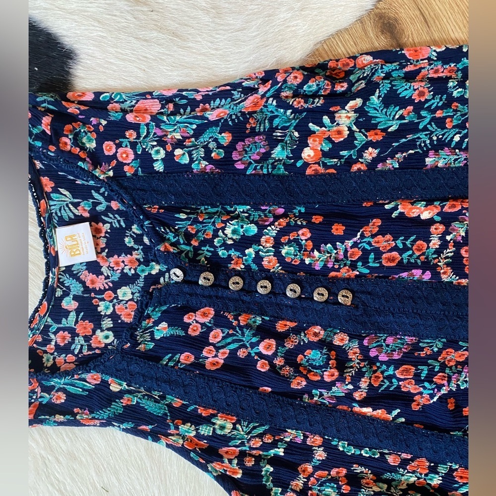 Bila Floral Rayon sleeveless tank top - Picture 4 of 6